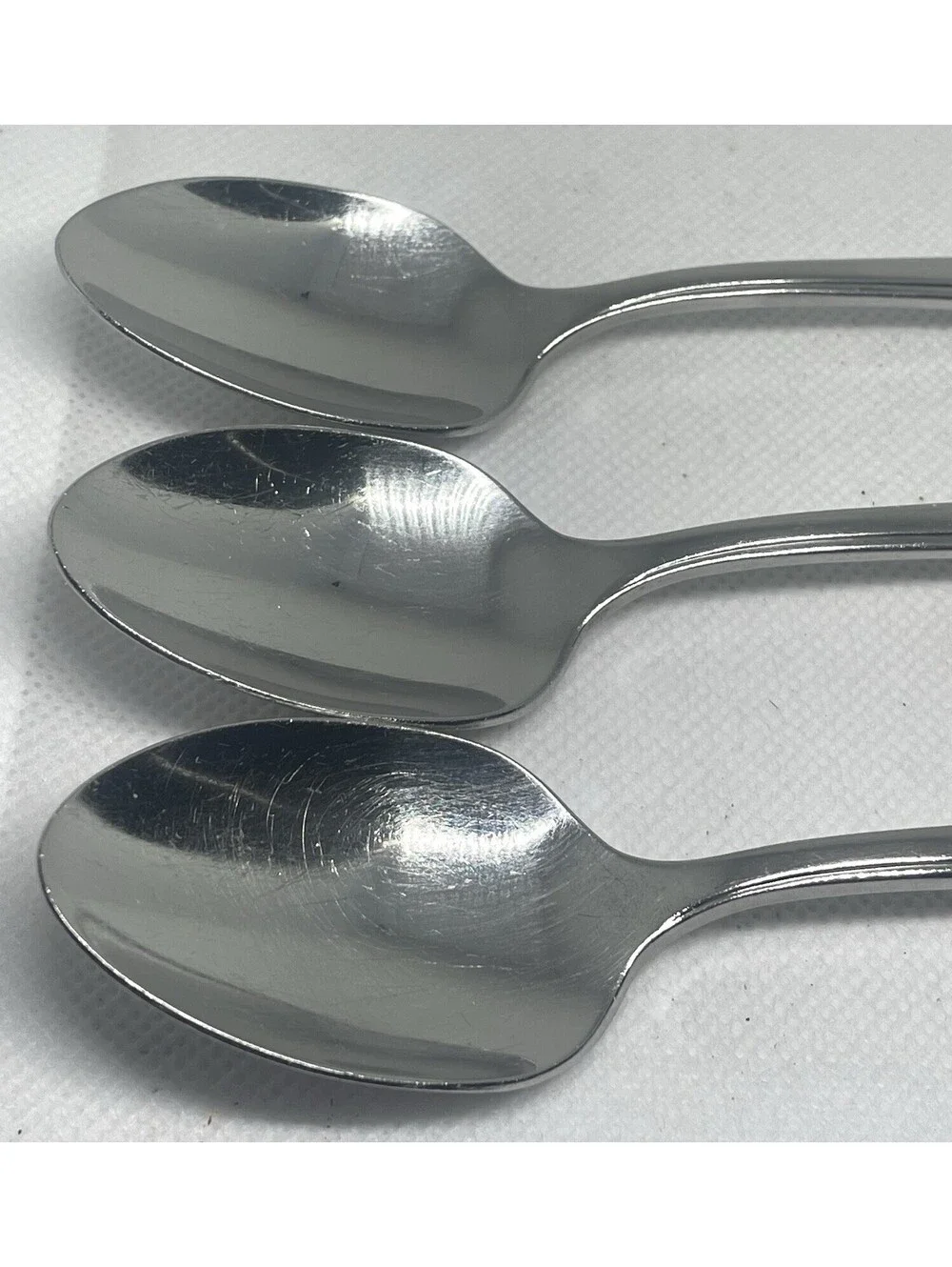 (3) Oneida Cube HENLEY Stainless Teaspoon Lot ~ 6 1/8”